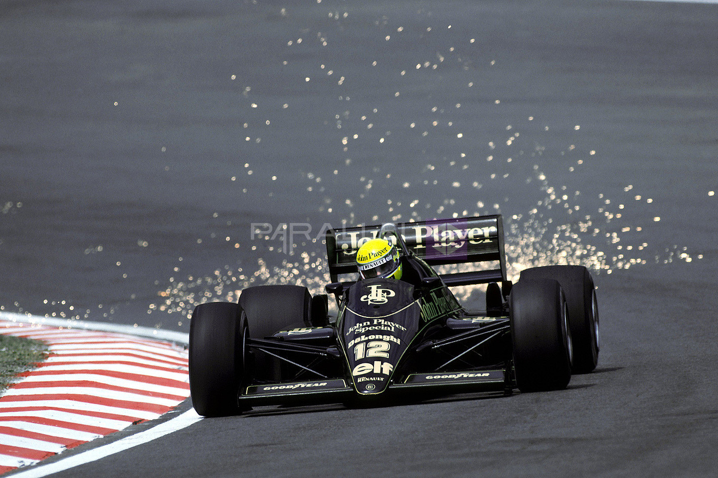 Ayrton_Senna_-_Lotus_98T_-_1986_-_Belgian_GP_Spa-Francorchamps_