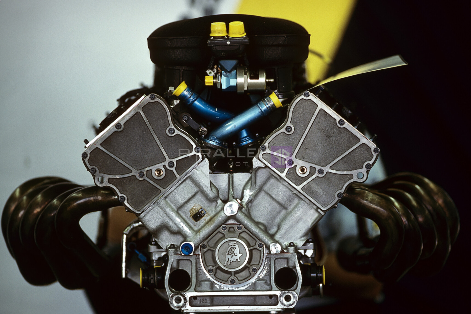 Lamborghini_V12_F1_engine_3 Lamborghini_V12_F1_engine_3