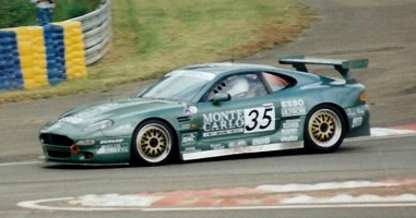 Aston-Martin-Le-Mans-1995